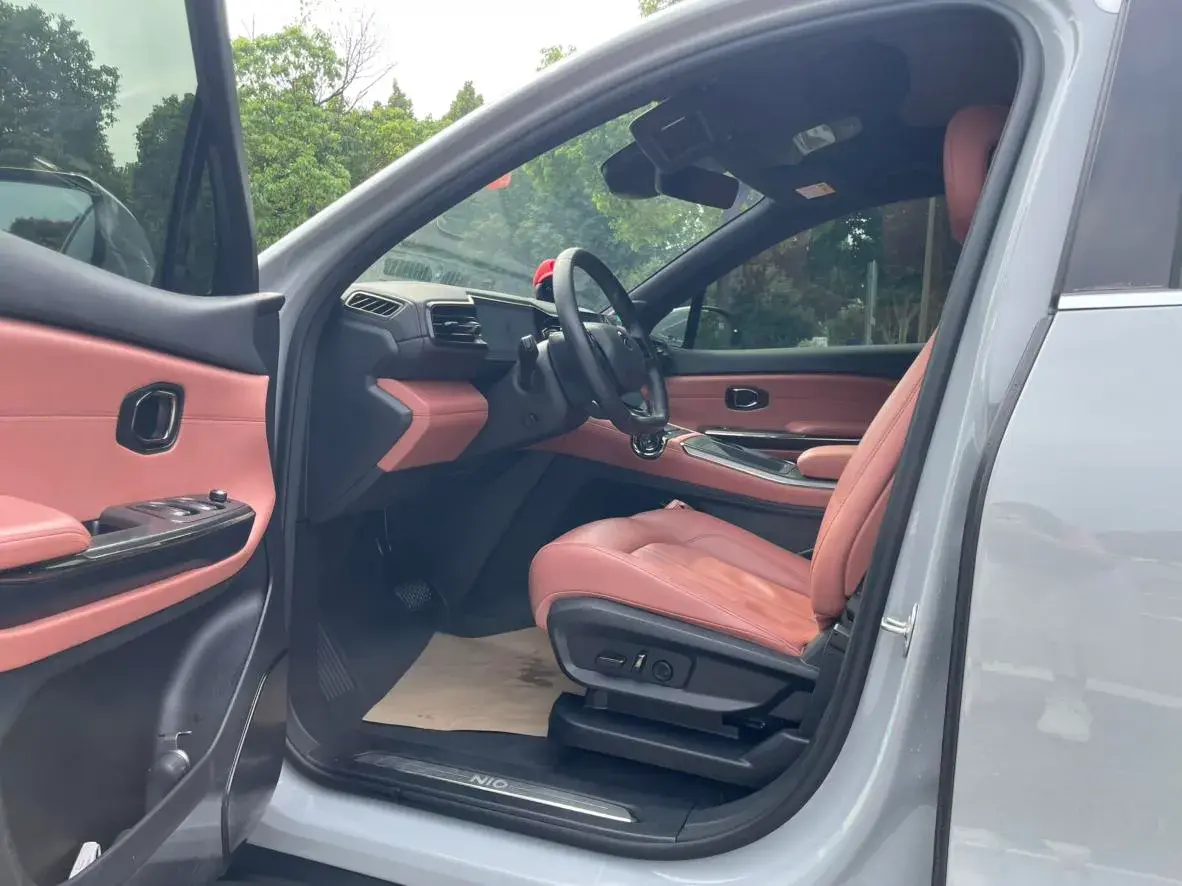 2020 NIO EC6 thumbnail 4