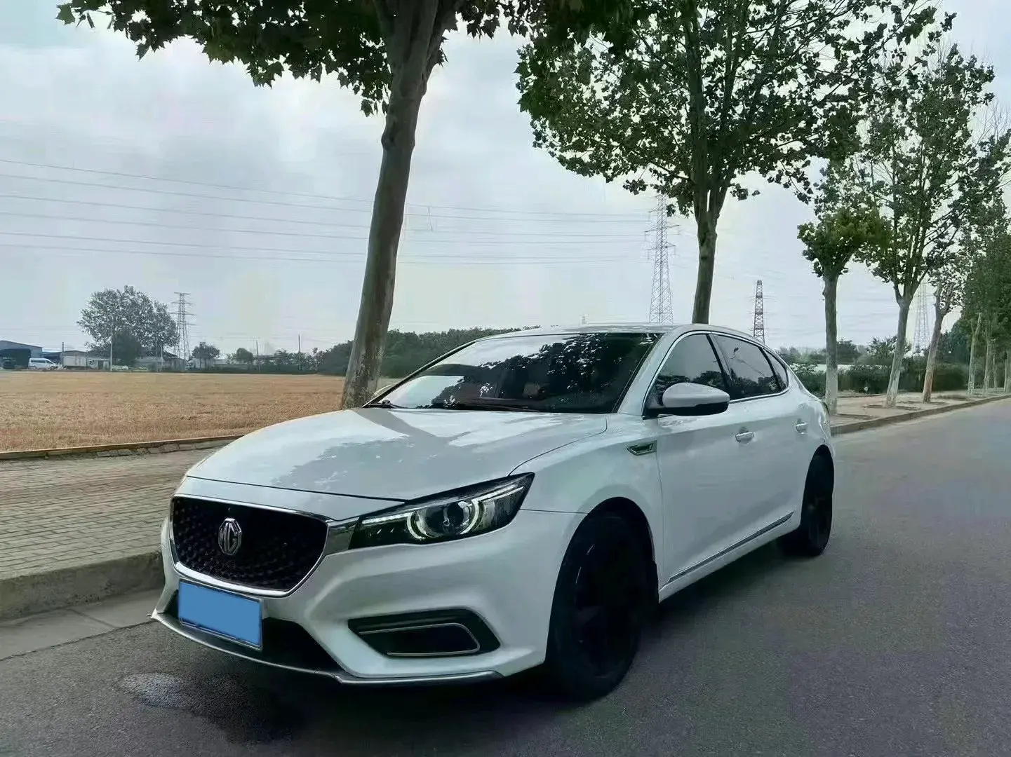 2019 MG MG6 view 1