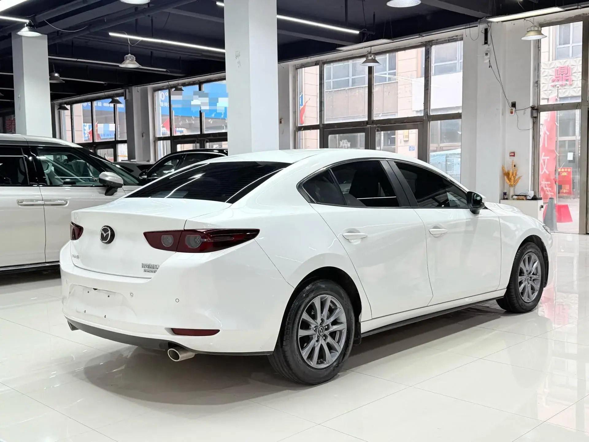 2021 MAZDA 3 thumbnail 4