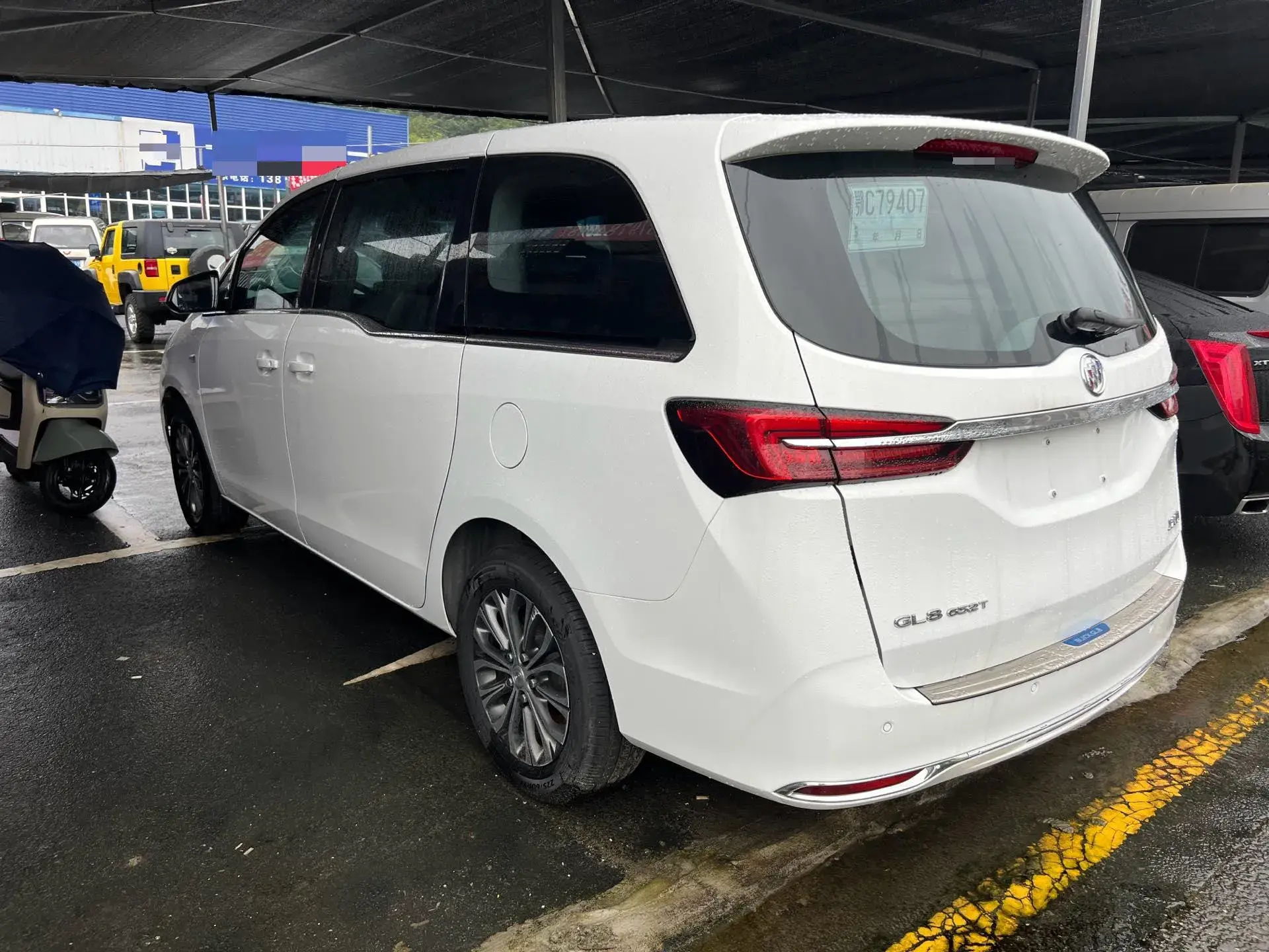 2021 BUICK GL8 thumbnail 3