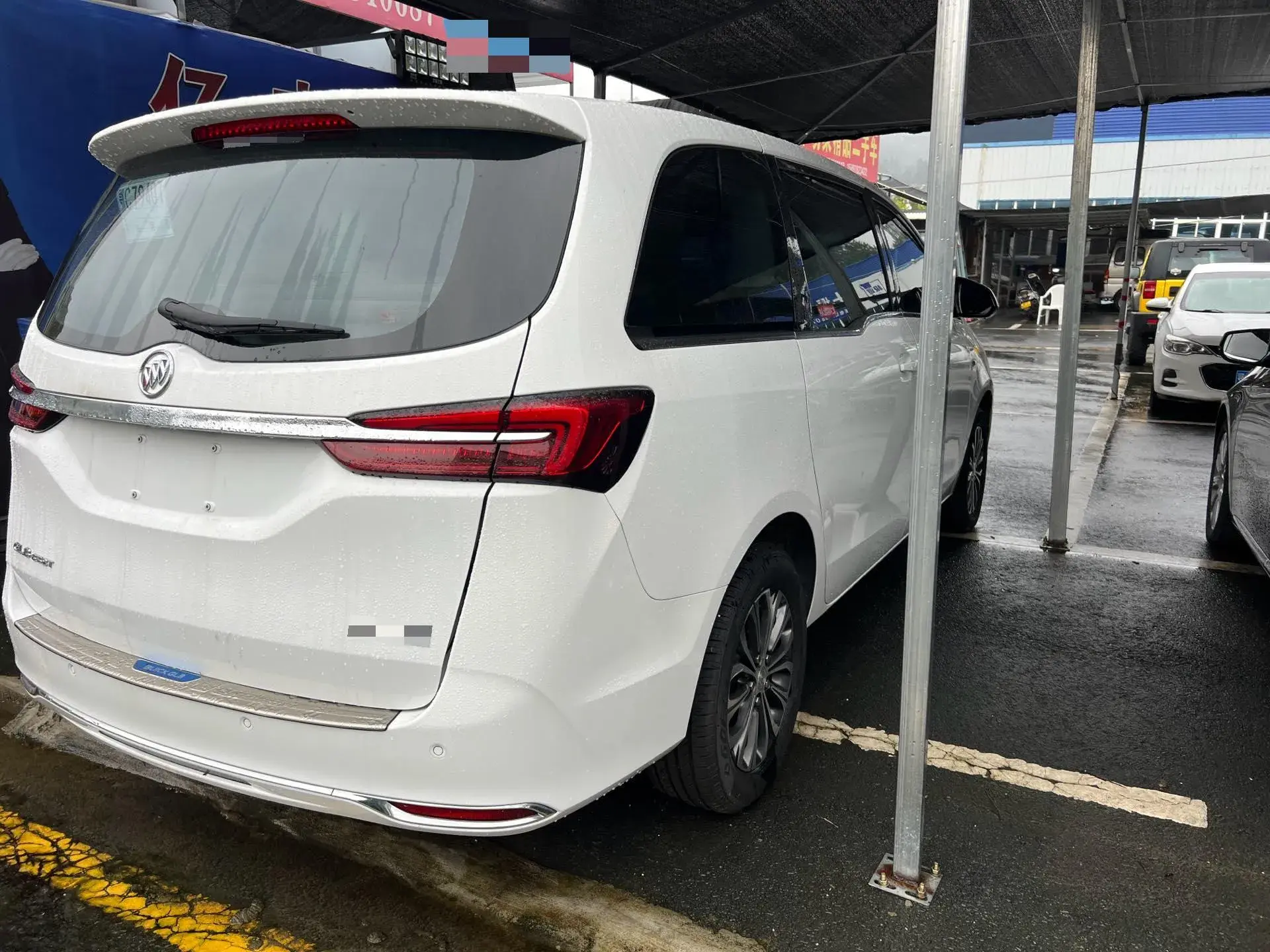 2021 BUICK GL8 thumbnail 4