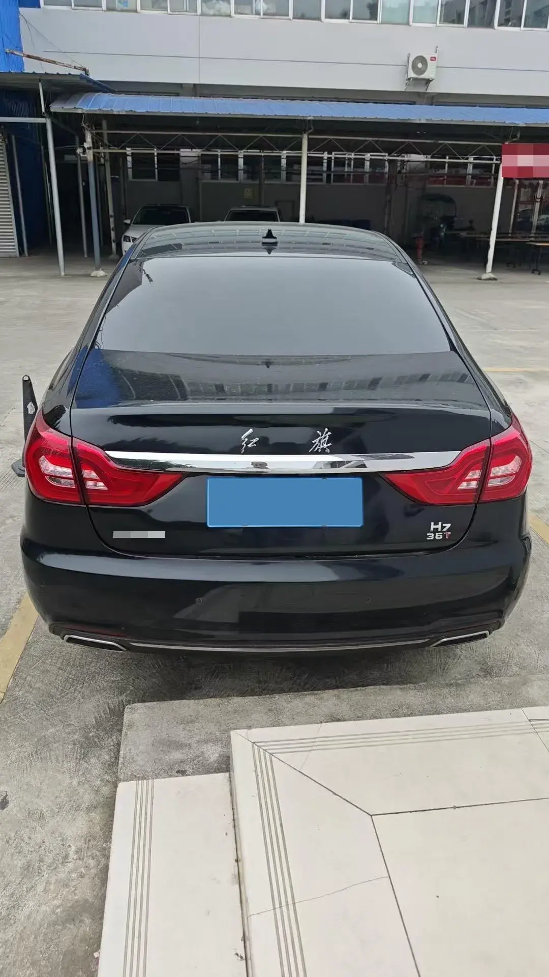 2018 HONGQI H7 thumbnail 2