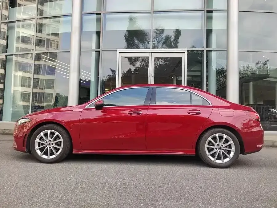 2023 MERCEDES-BENZ A thumbnail 3