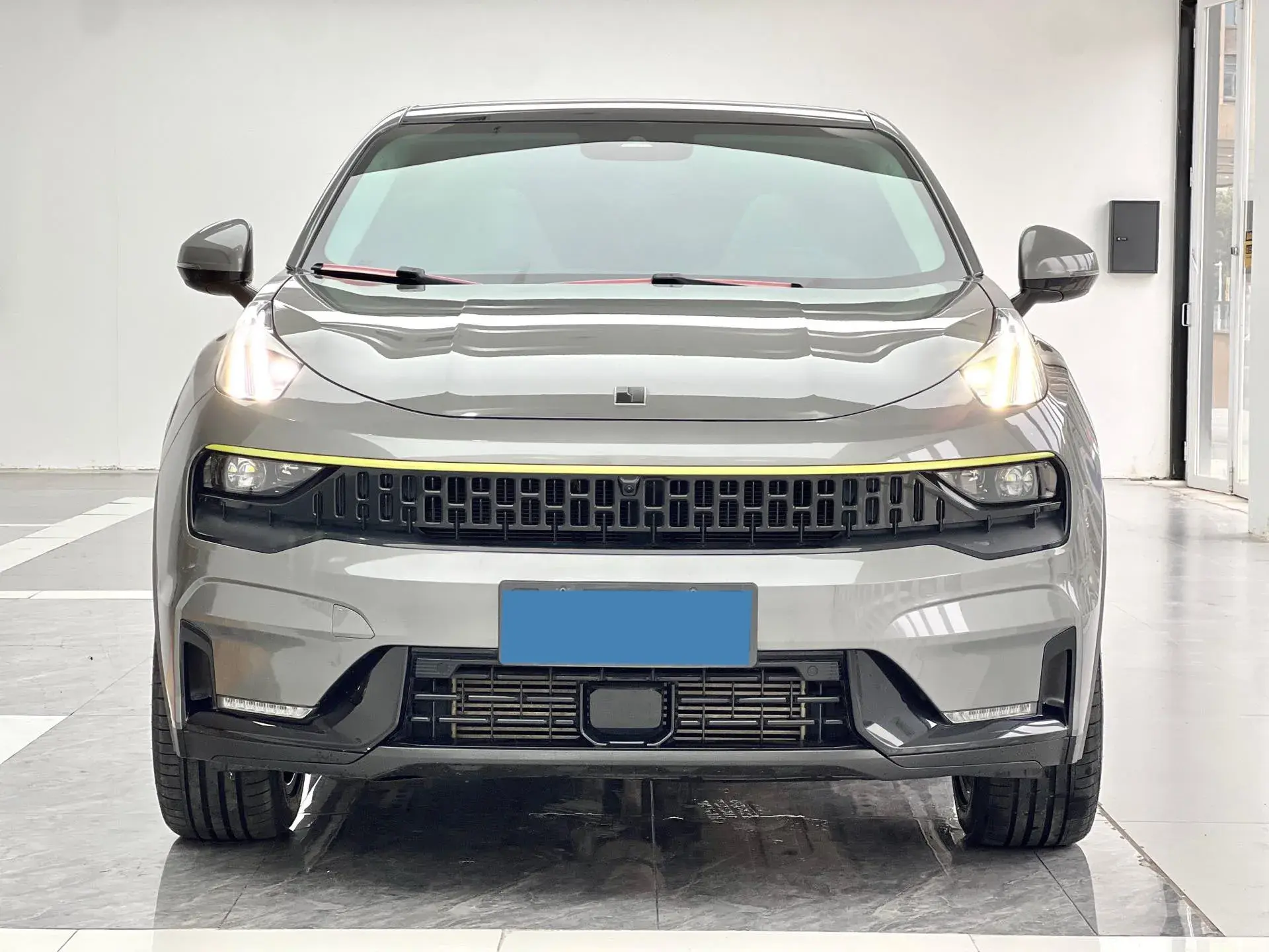 2022 LYNK&CO 05 thumbnail 2