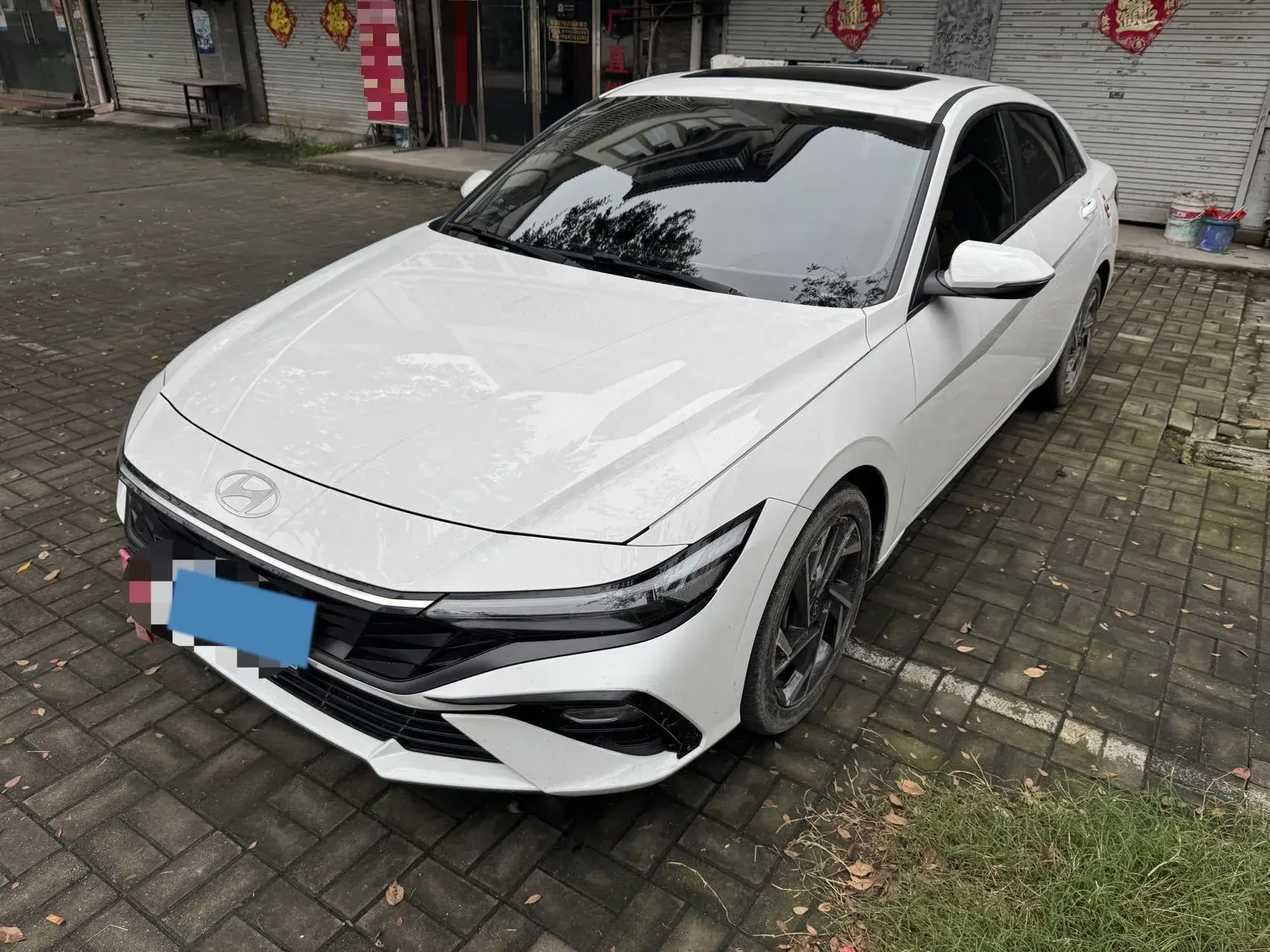 2022 HYUNDAI ELANTRA view 1