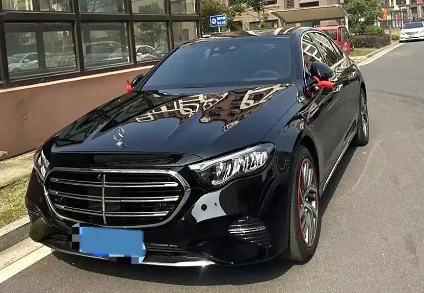 2024 MERCEDES-BENZ E view 1