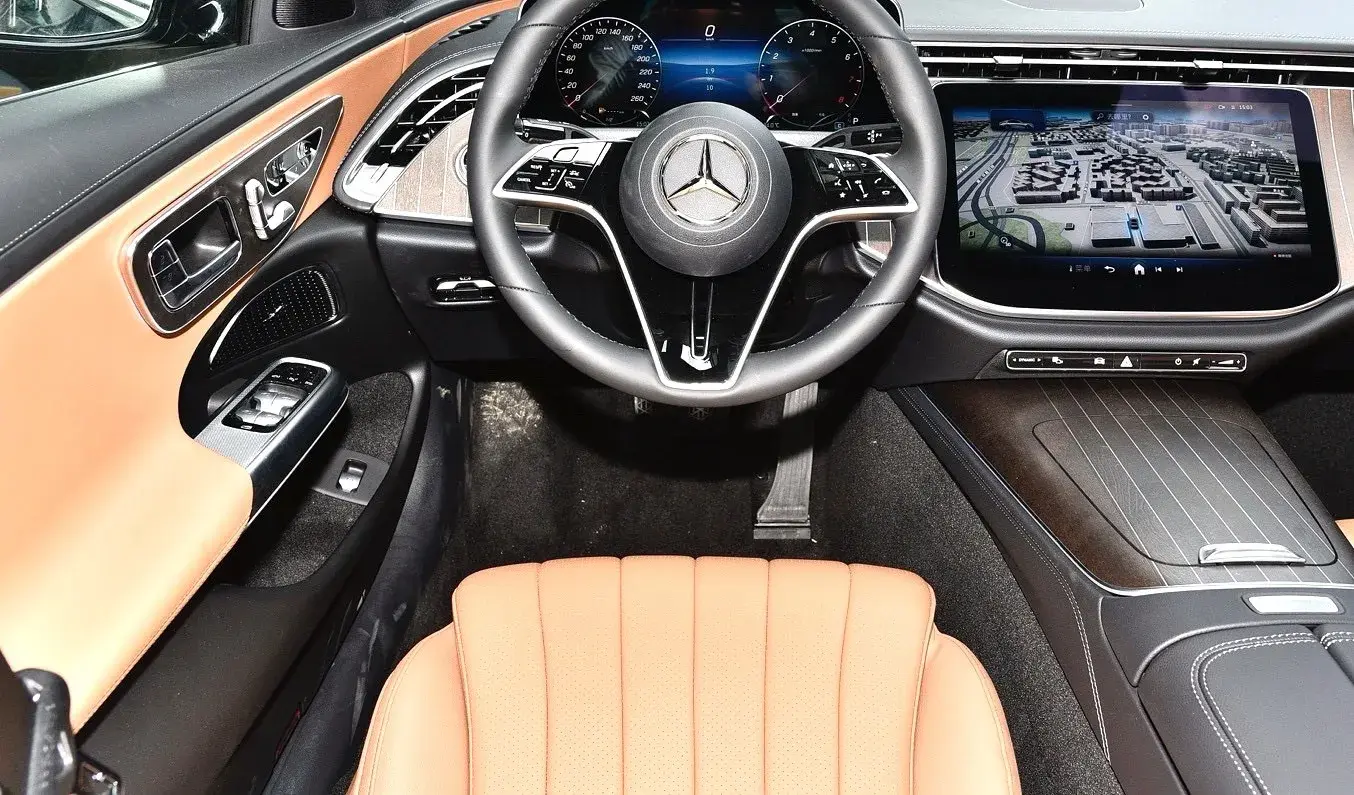 2024 MERCEDES-BENZ E thumbnail 3