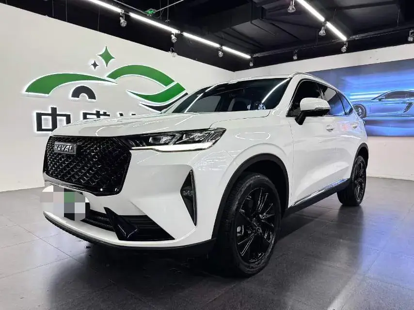 2021 HAVAL H6 view 1