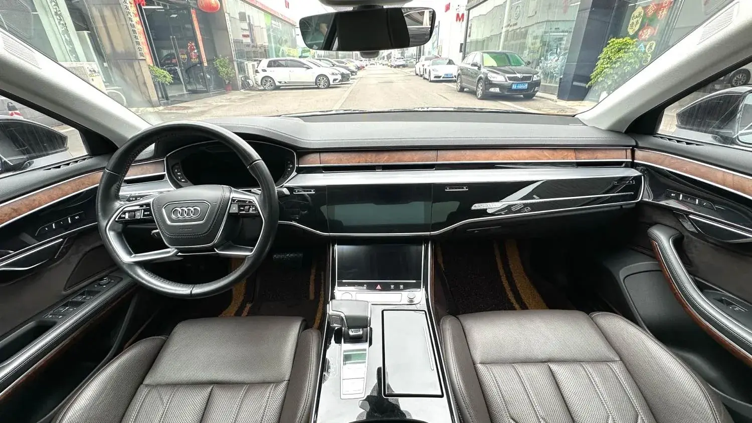 2019 AUDI A8 thumbnail 3