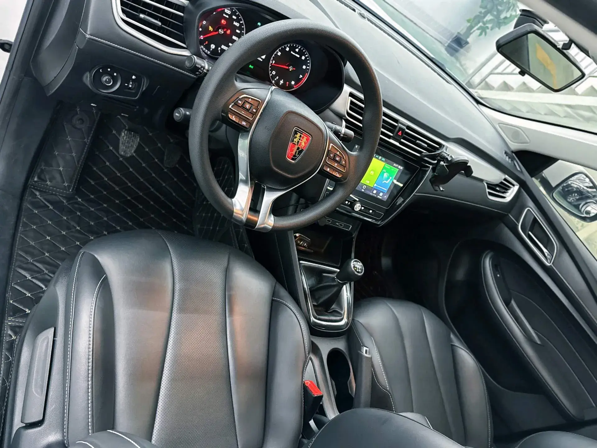 2020 ROEWE I5 thumbnail 4