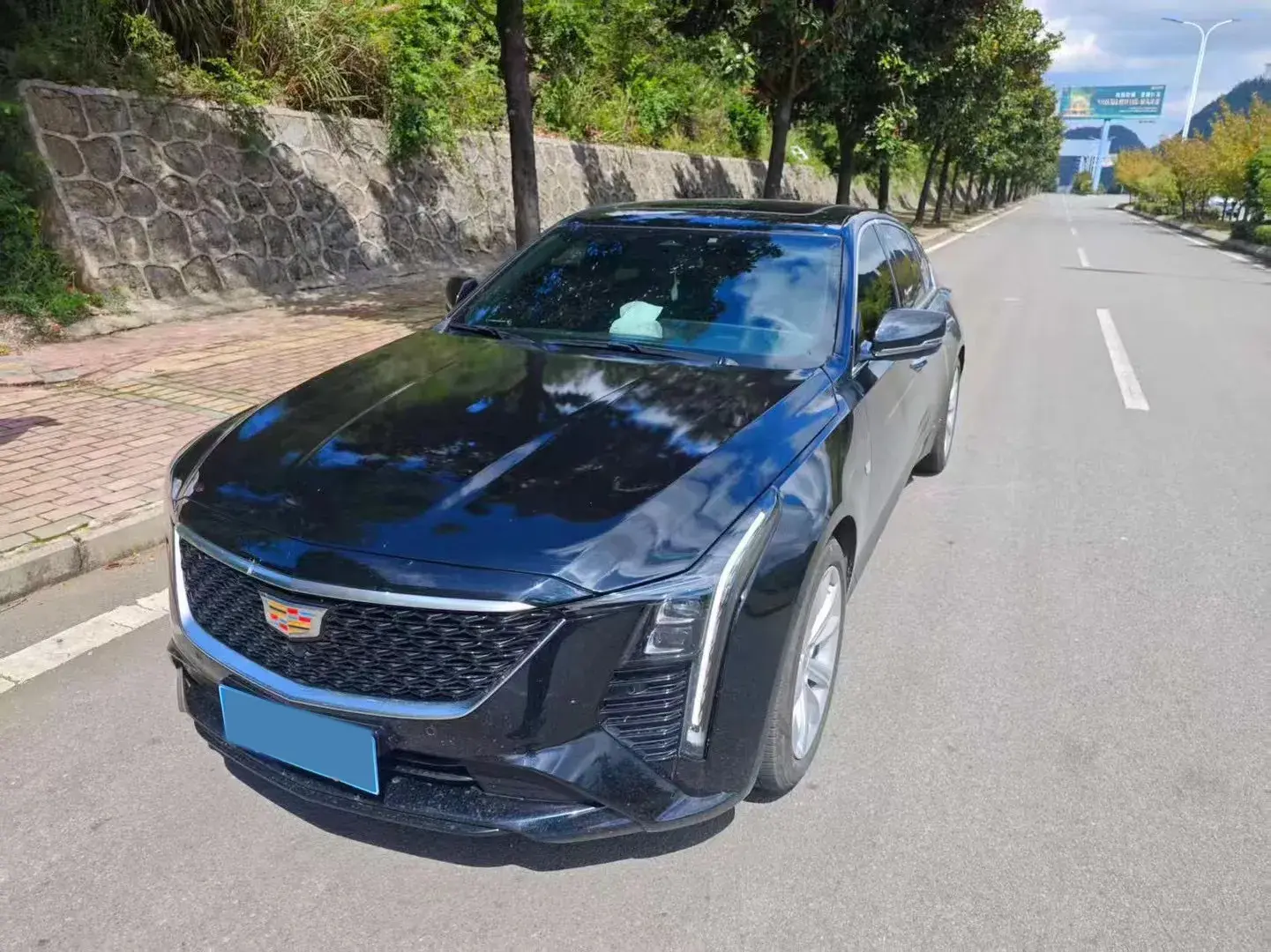 2024 CADILLAC CT5 view 1