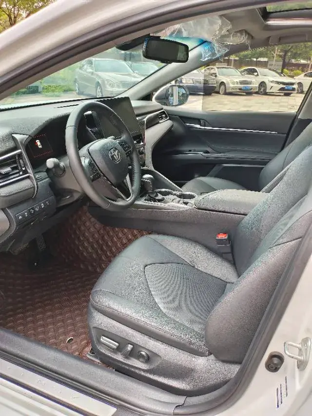 2021 TOYOTA CAMRY thumbnail 4