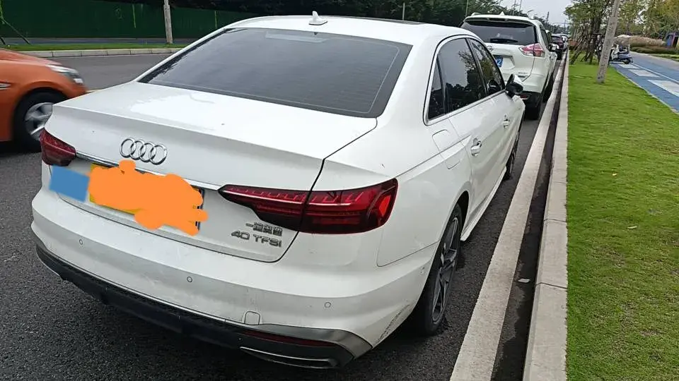 2020 AUDI A4L thumbnail 3