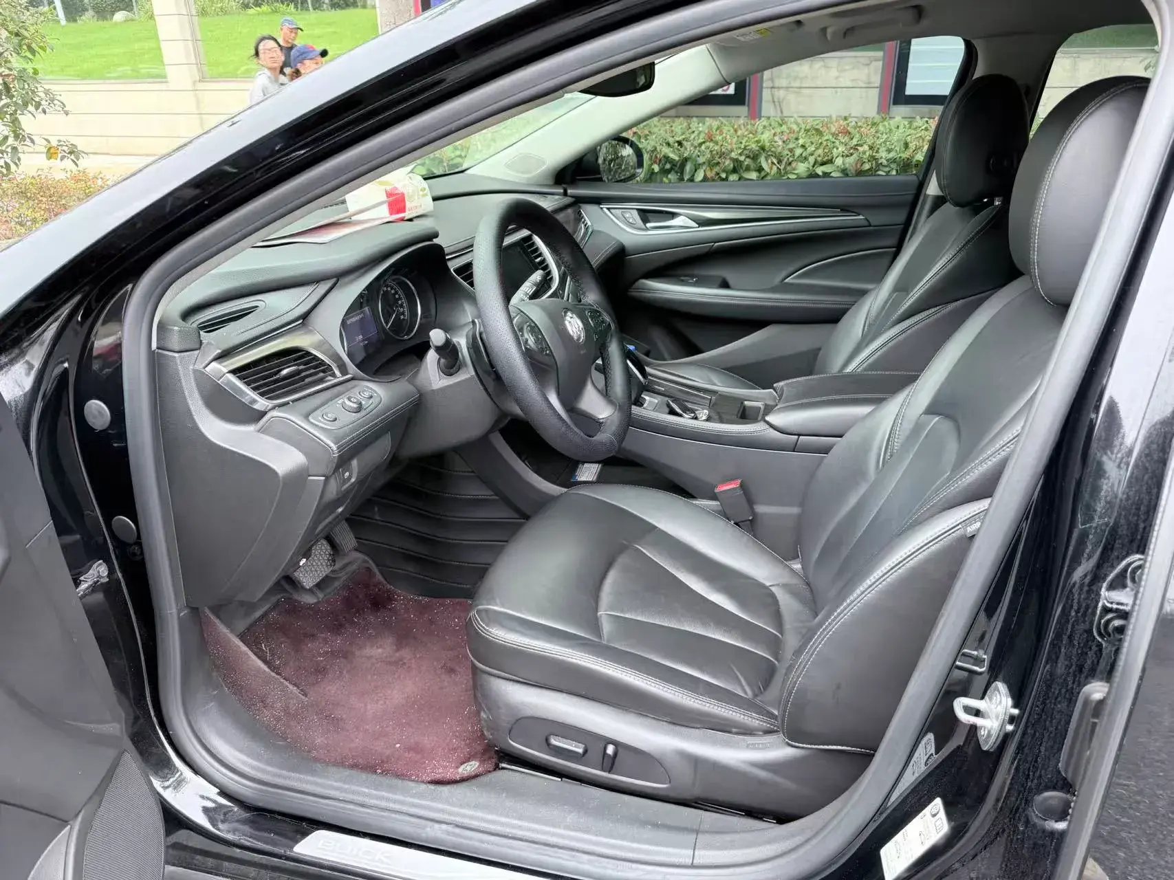 2021 BUICK LARCOSSE thumbnail 3