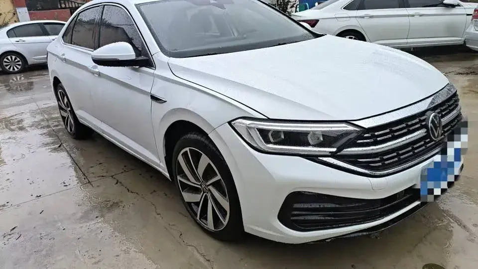 2023 VOLKSWAGEN SAGITAR thumbnail 2