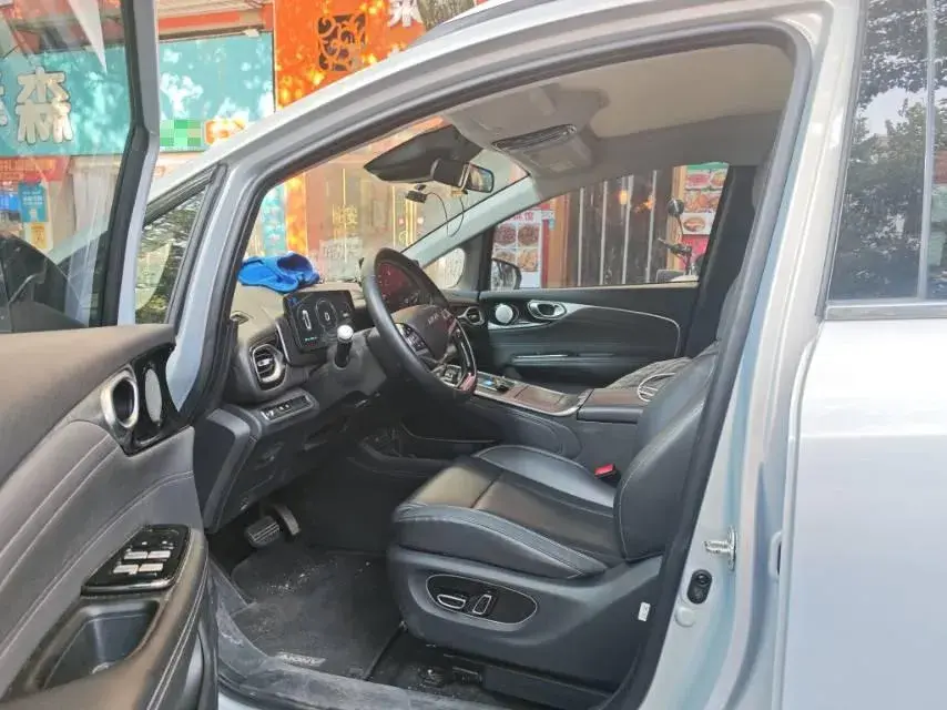 2024 AION V thumbnail 4