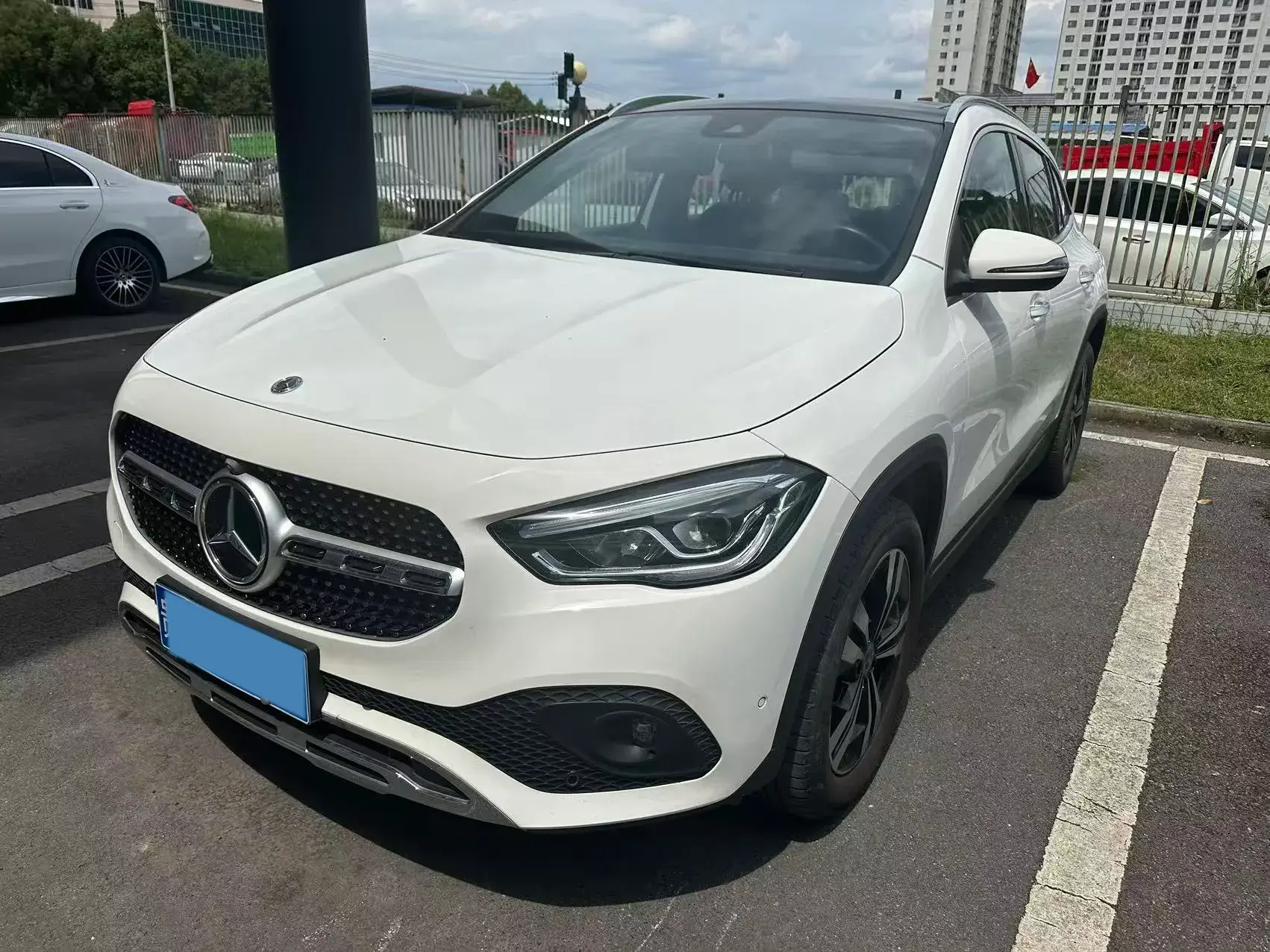 2023 MERCEDES-BENZ GLA view 1