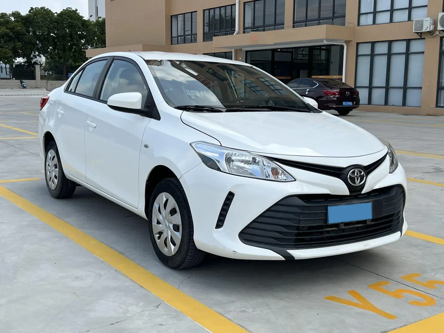 2019 TOYOTA VIOS thumbnail 3