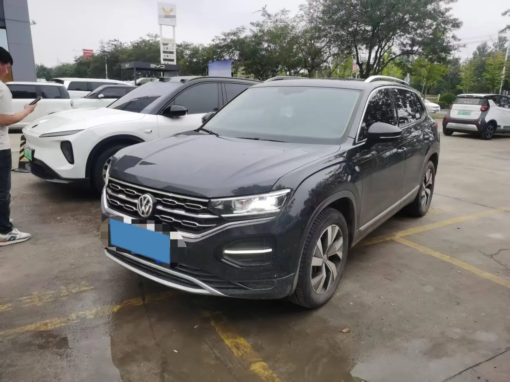 2019 VOLKSWAGEN TAYRON view 1