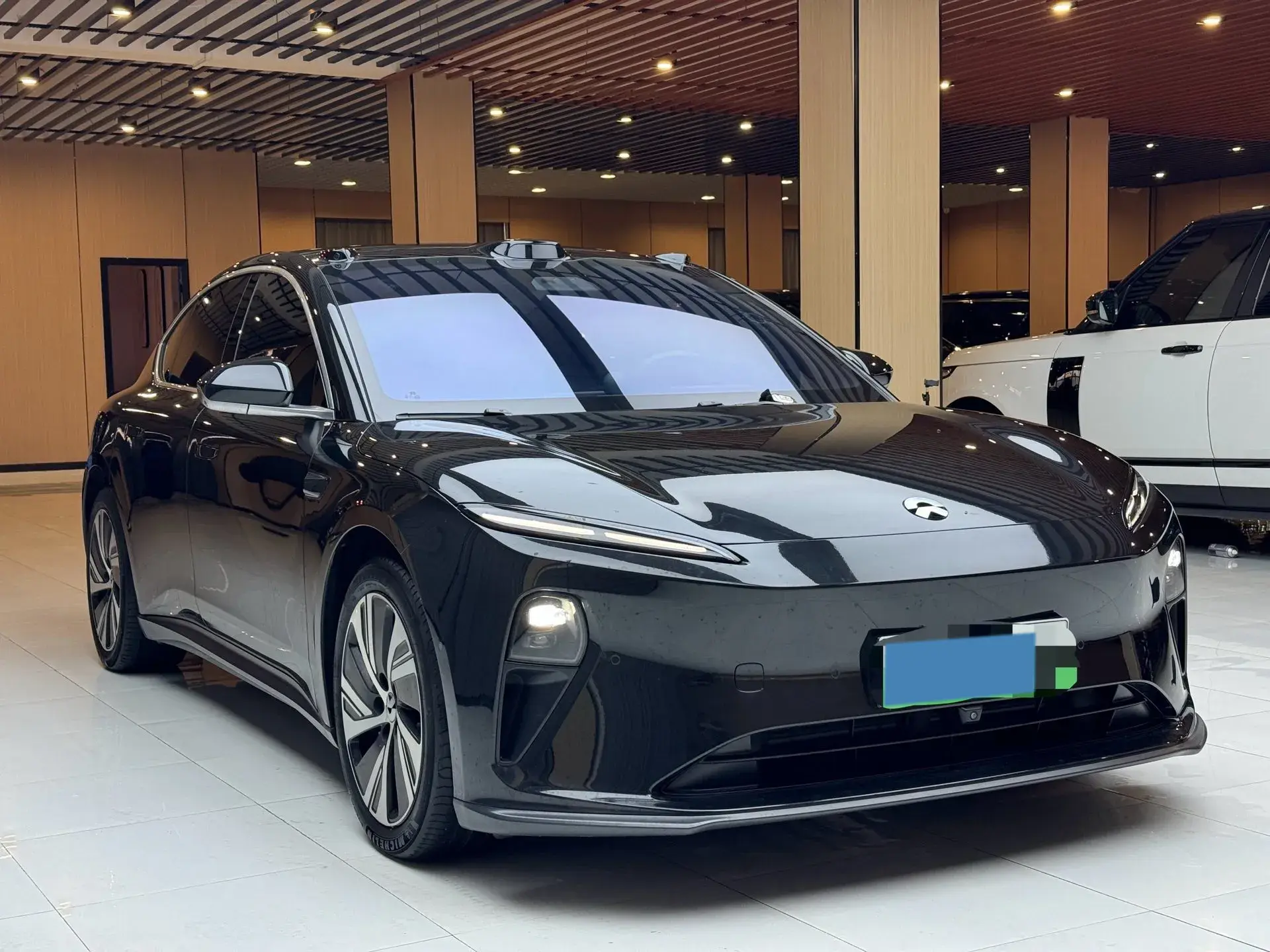 2024 NIO ET5 thumbnail 3