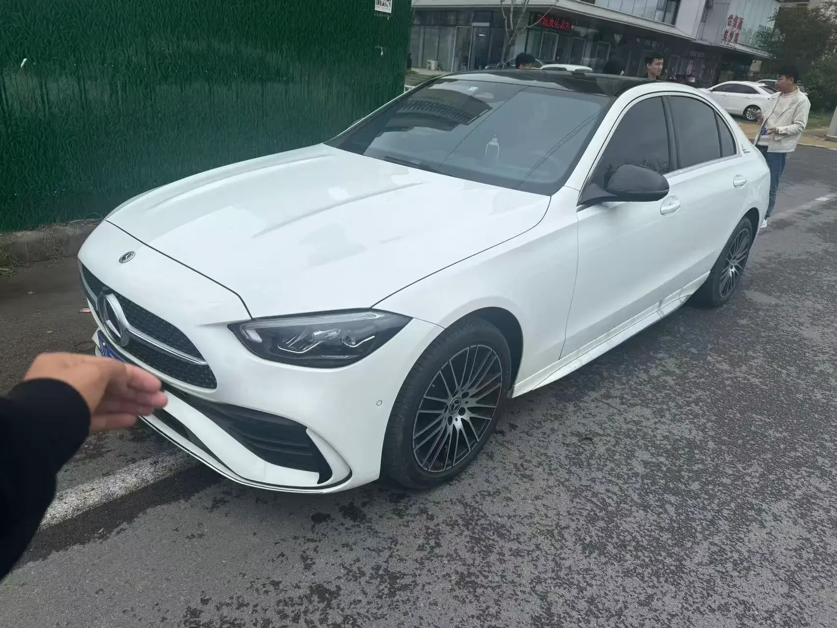 2025 MERCEDES-BENZ C view 1