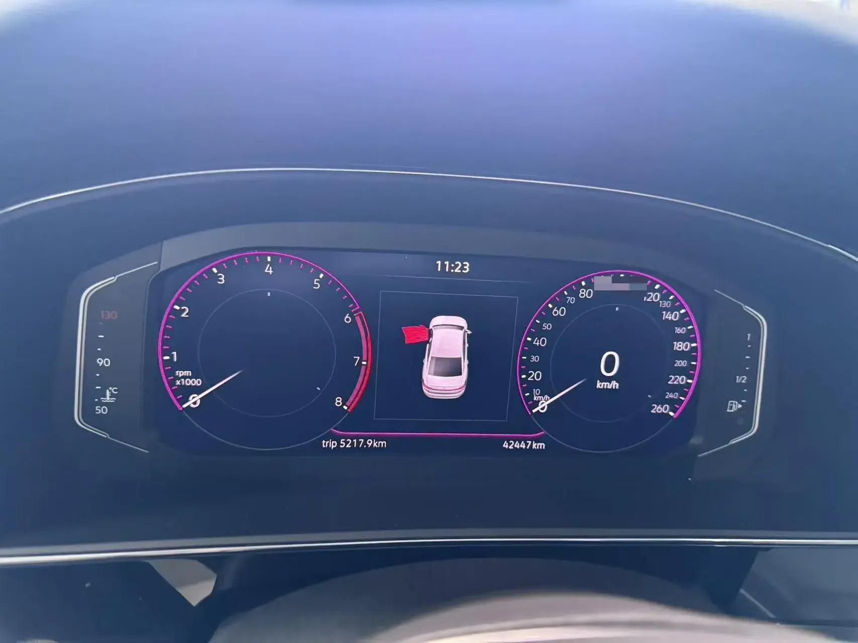 2022 VOLKSWAGEN PASSAT thumbnail 4