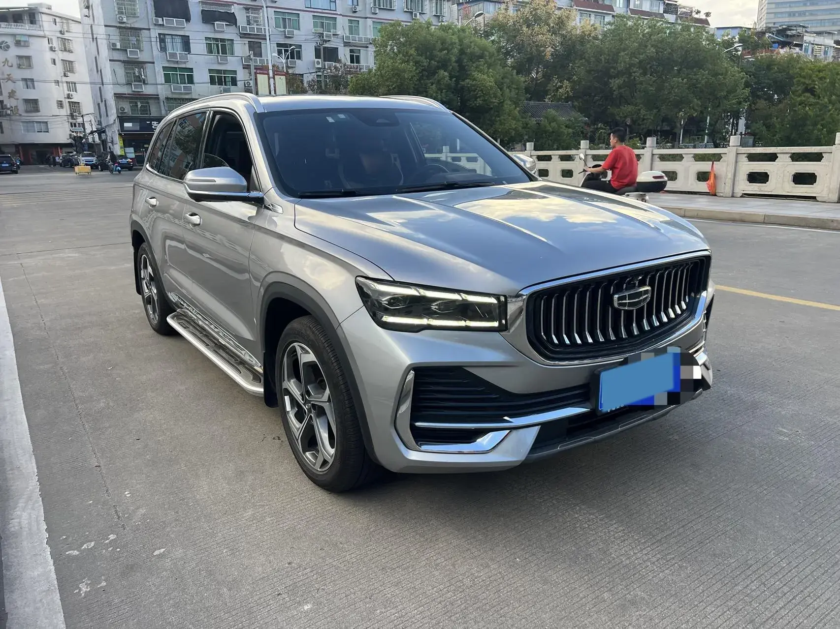 2024 GEELY MONJARO thumbnail 3