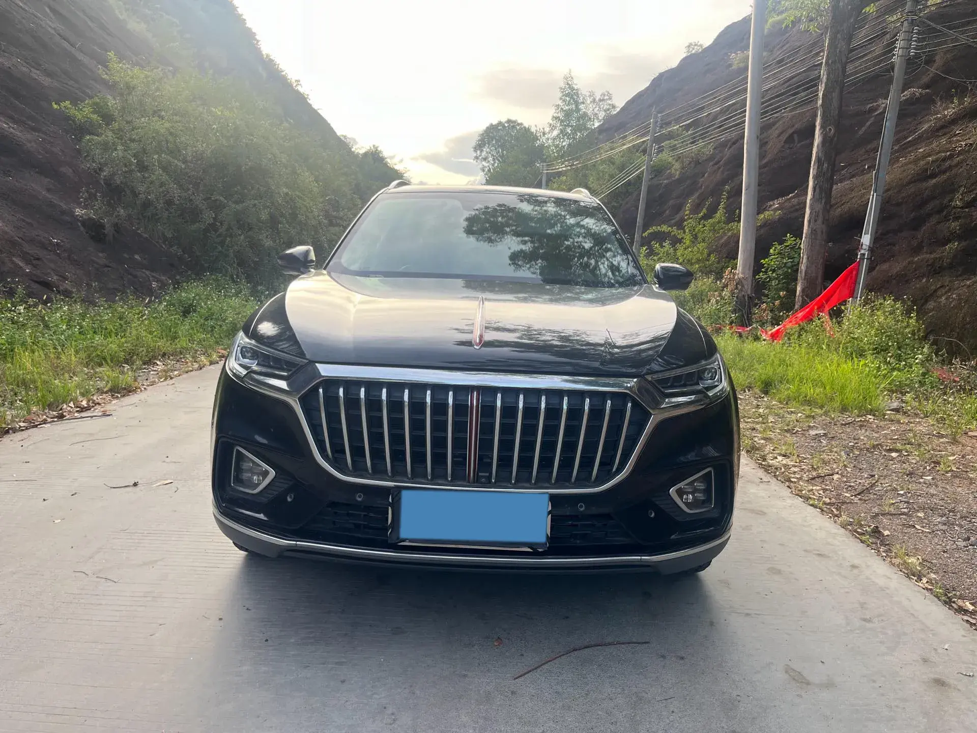 2019 HONGQI HS5 thumbnail 2