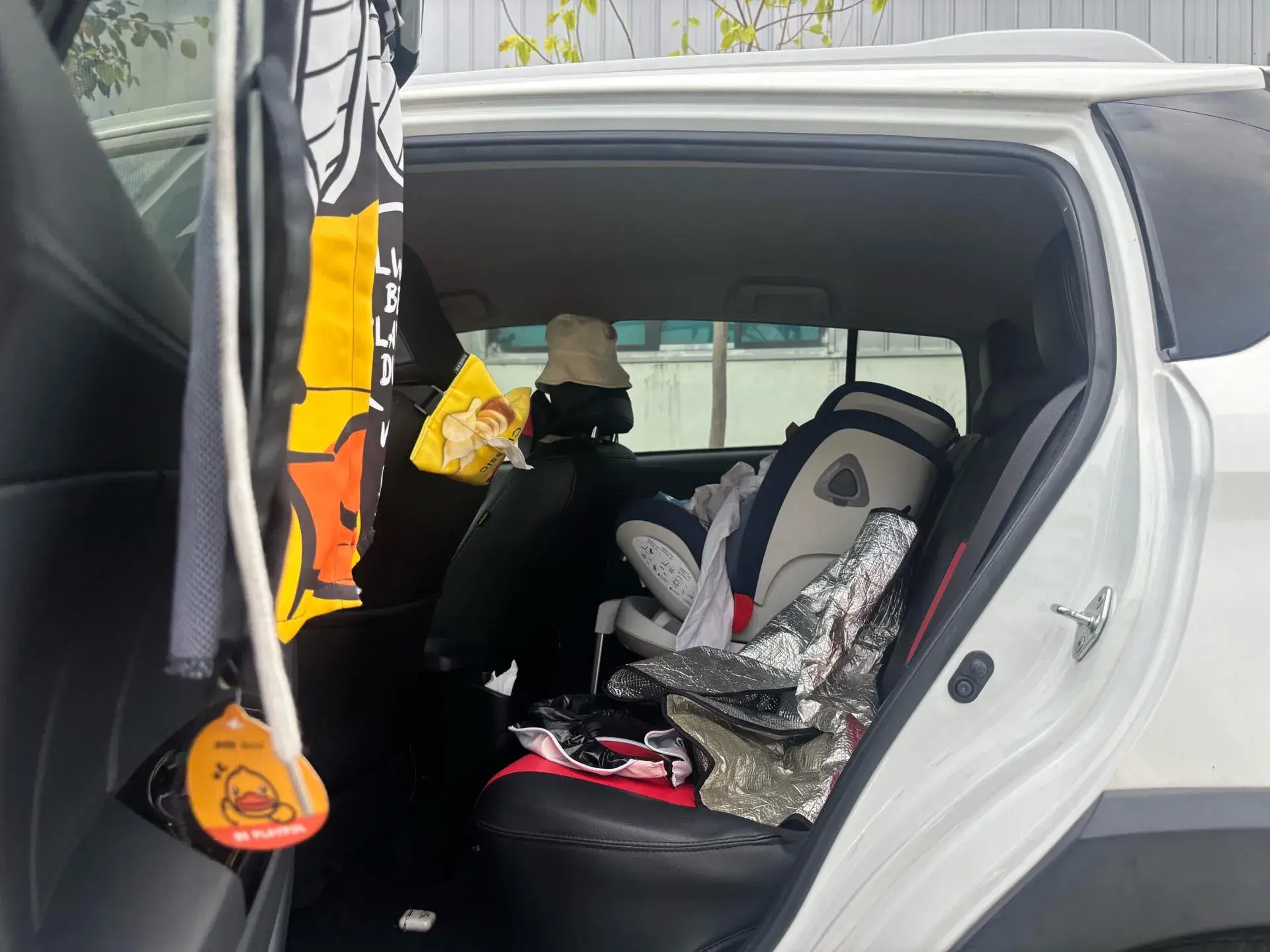 2021 TOYOTA YARIS thumbnail 3