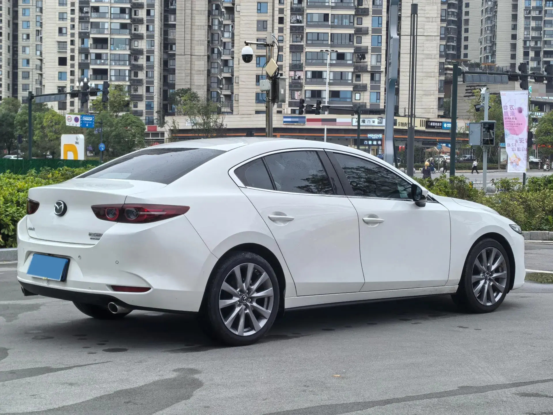 2022 MAZDA 3 thumbnail 4