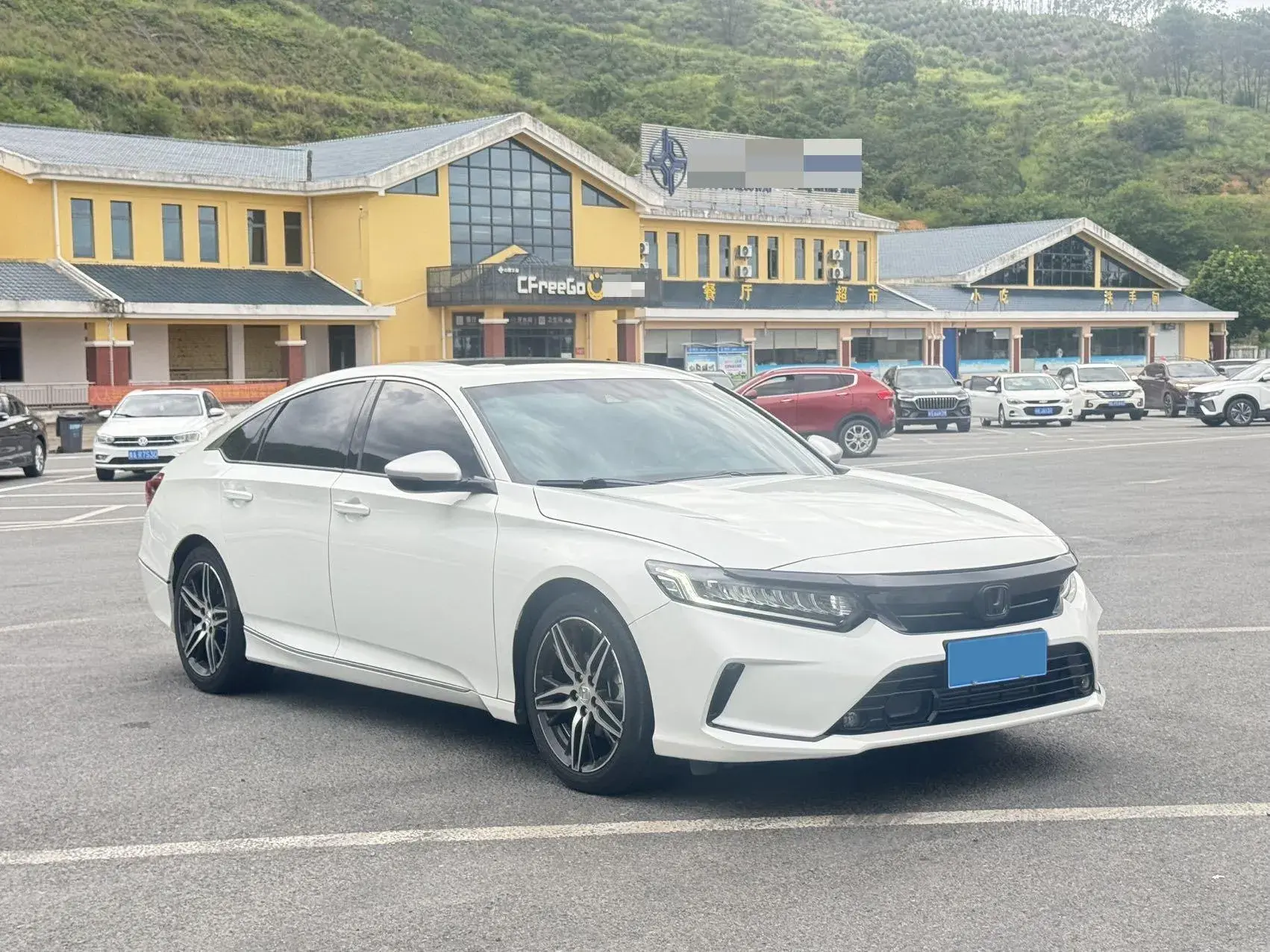 2022 HONDA INSPIRE thumbnail 3