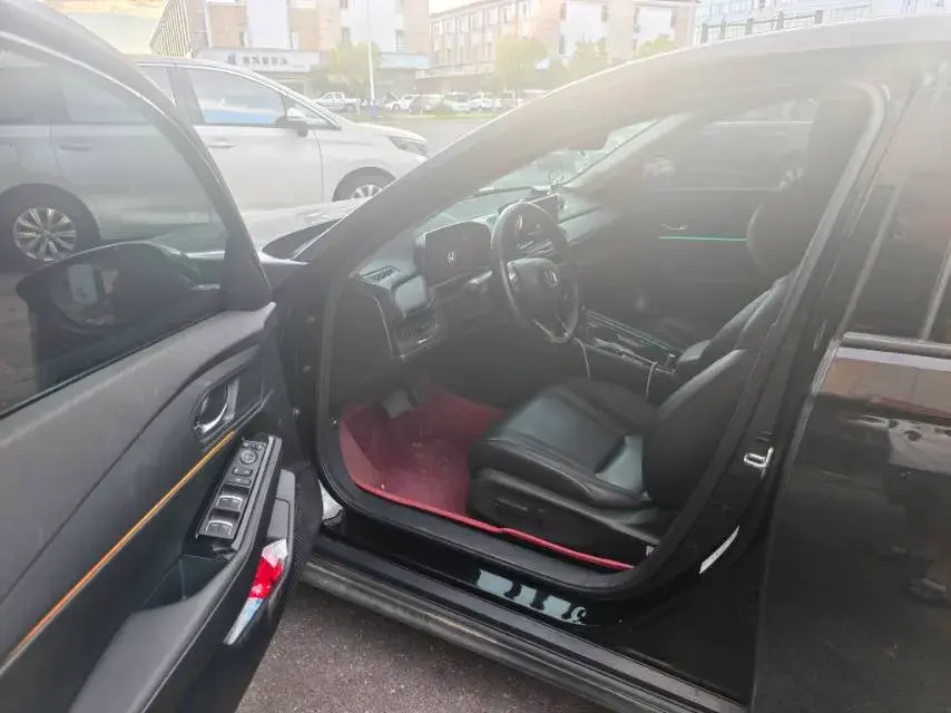 2023 HONDA ACCORD thumbnail 4