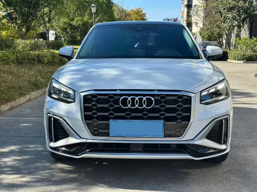 2022 AUDI Q2L thumbnail 2