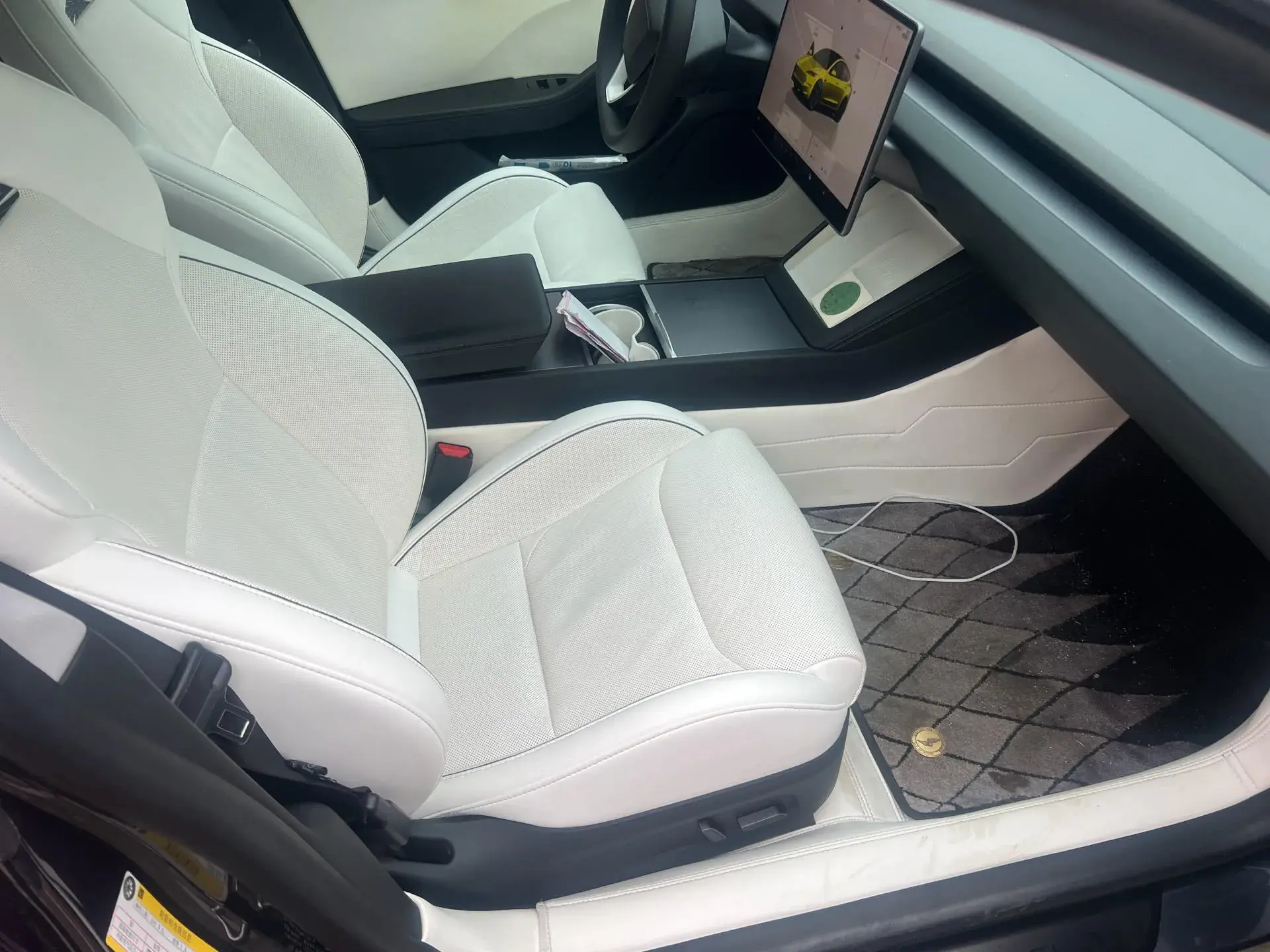 2024 TESLA MODEL thumbnail 3