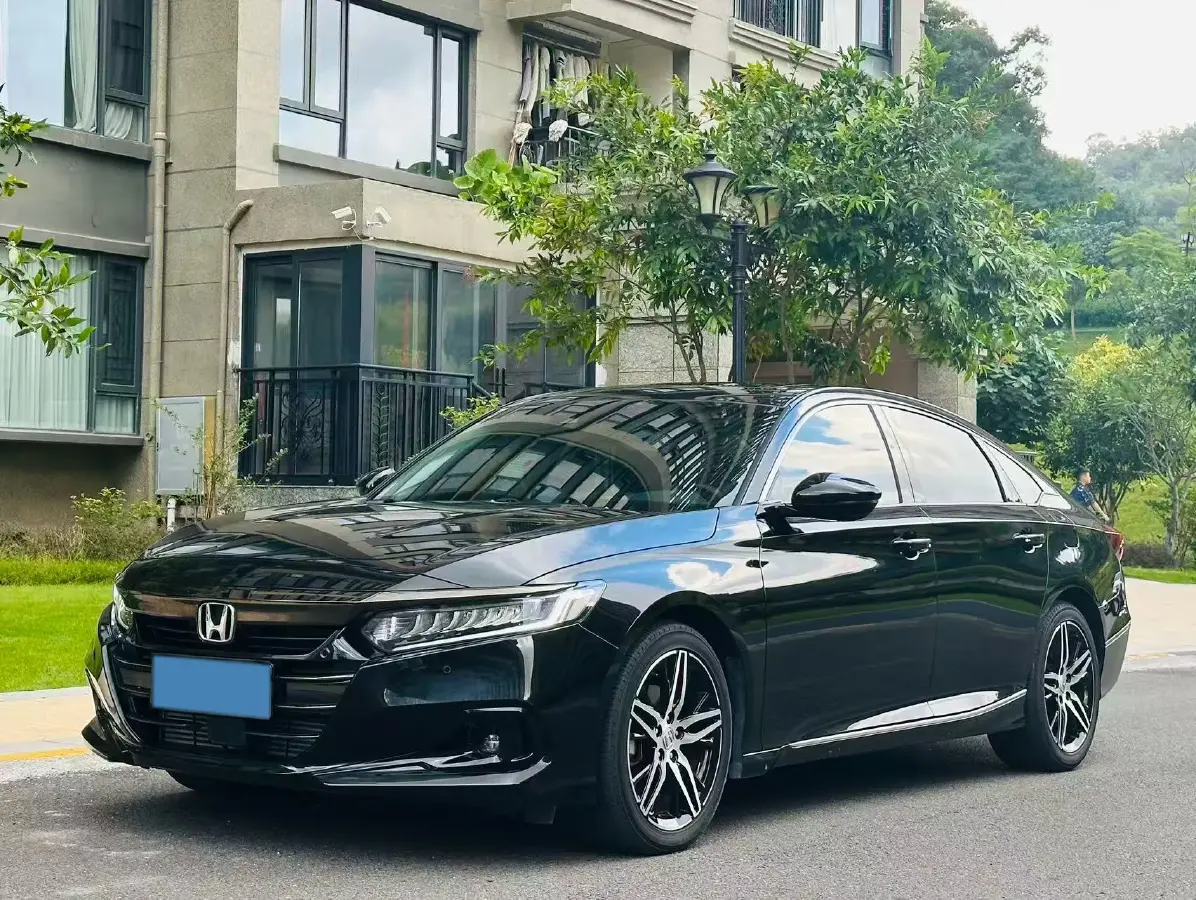 2022 Honda Accord 1.5T 194HP L4 CVT