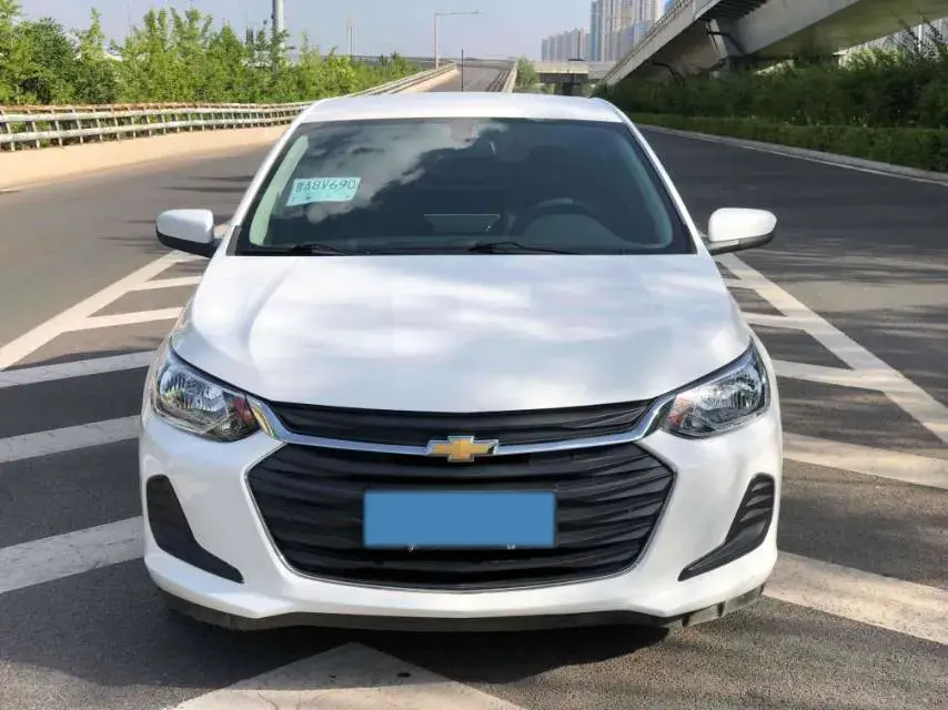 2020 CHEVROLET CAVALIER thumbnail 3