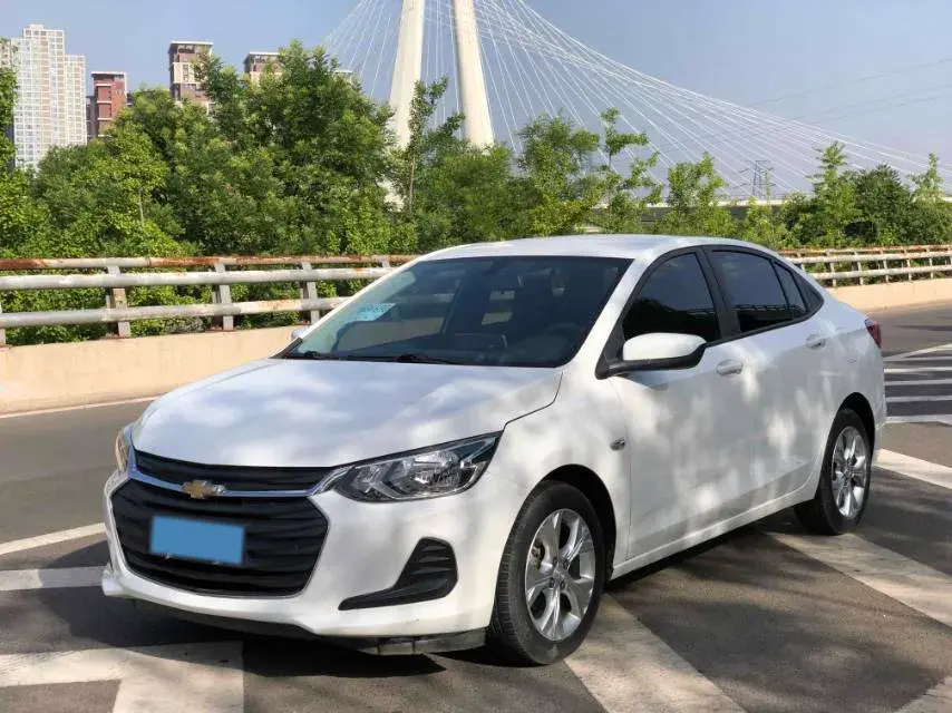 2020 CHEVROLET CAVALIER view 1