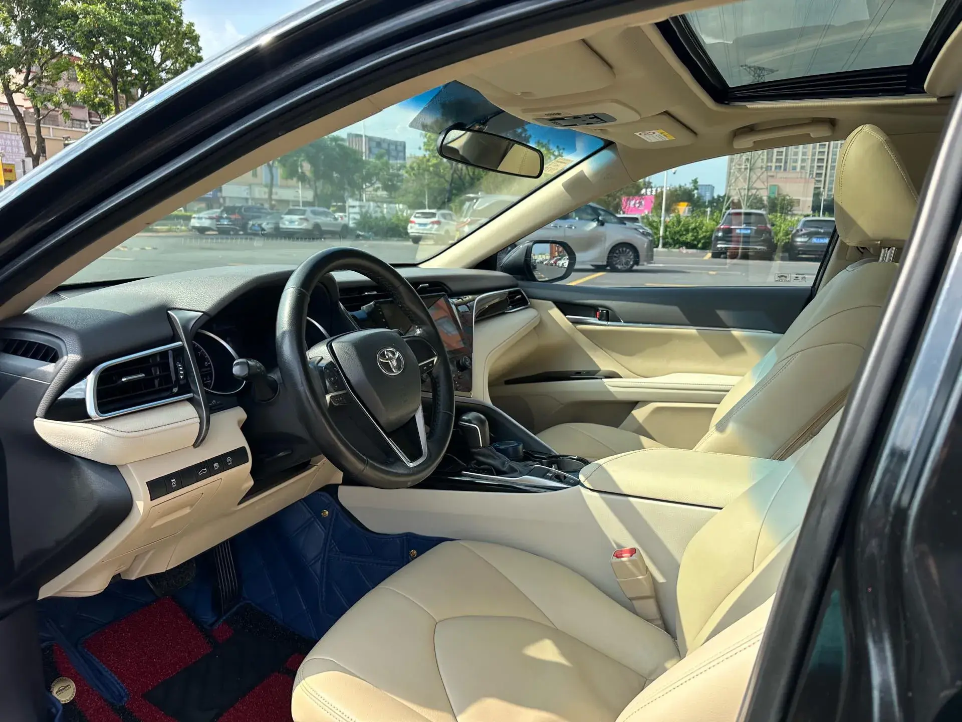 2018 TOYOTA CAMRY thumbnail 4