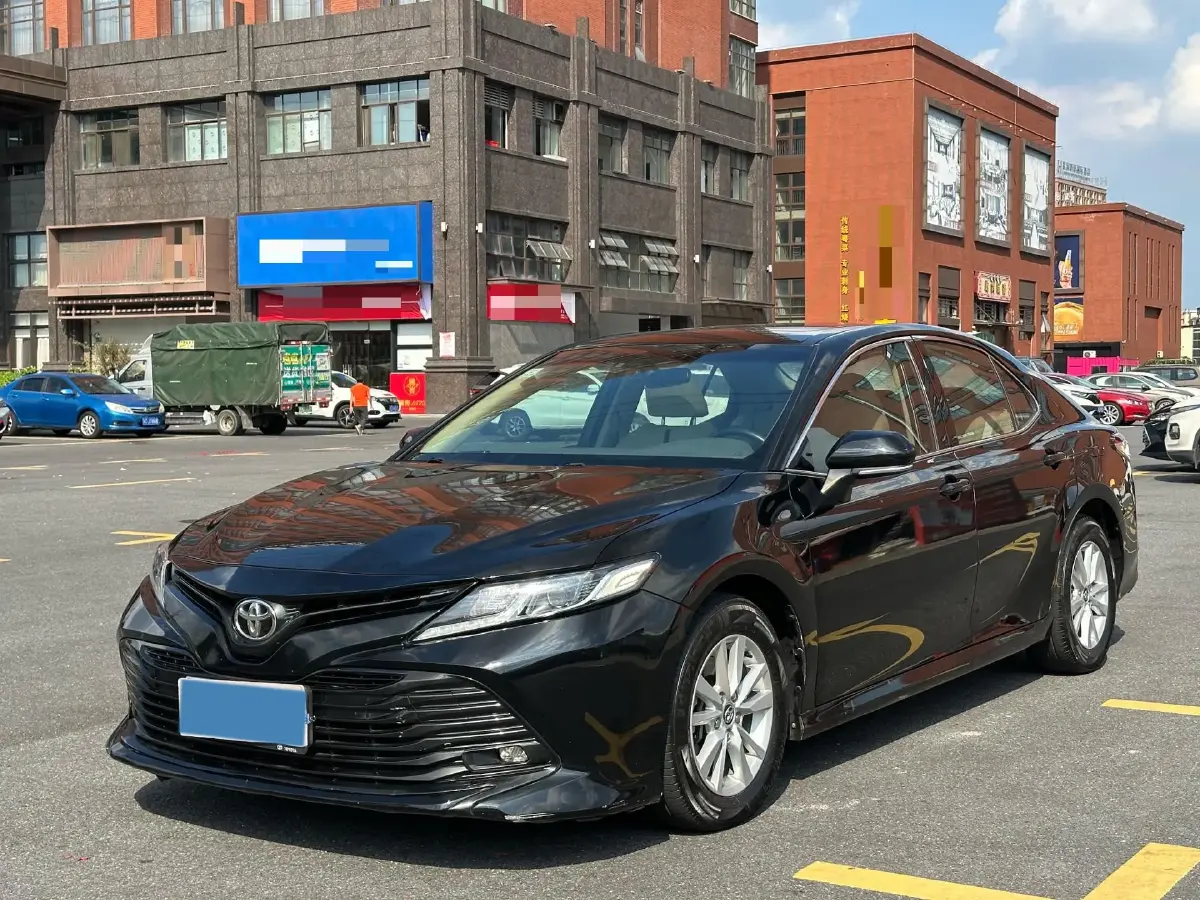 2018 Toyota Camry 2.0L 167HP L4 6AT