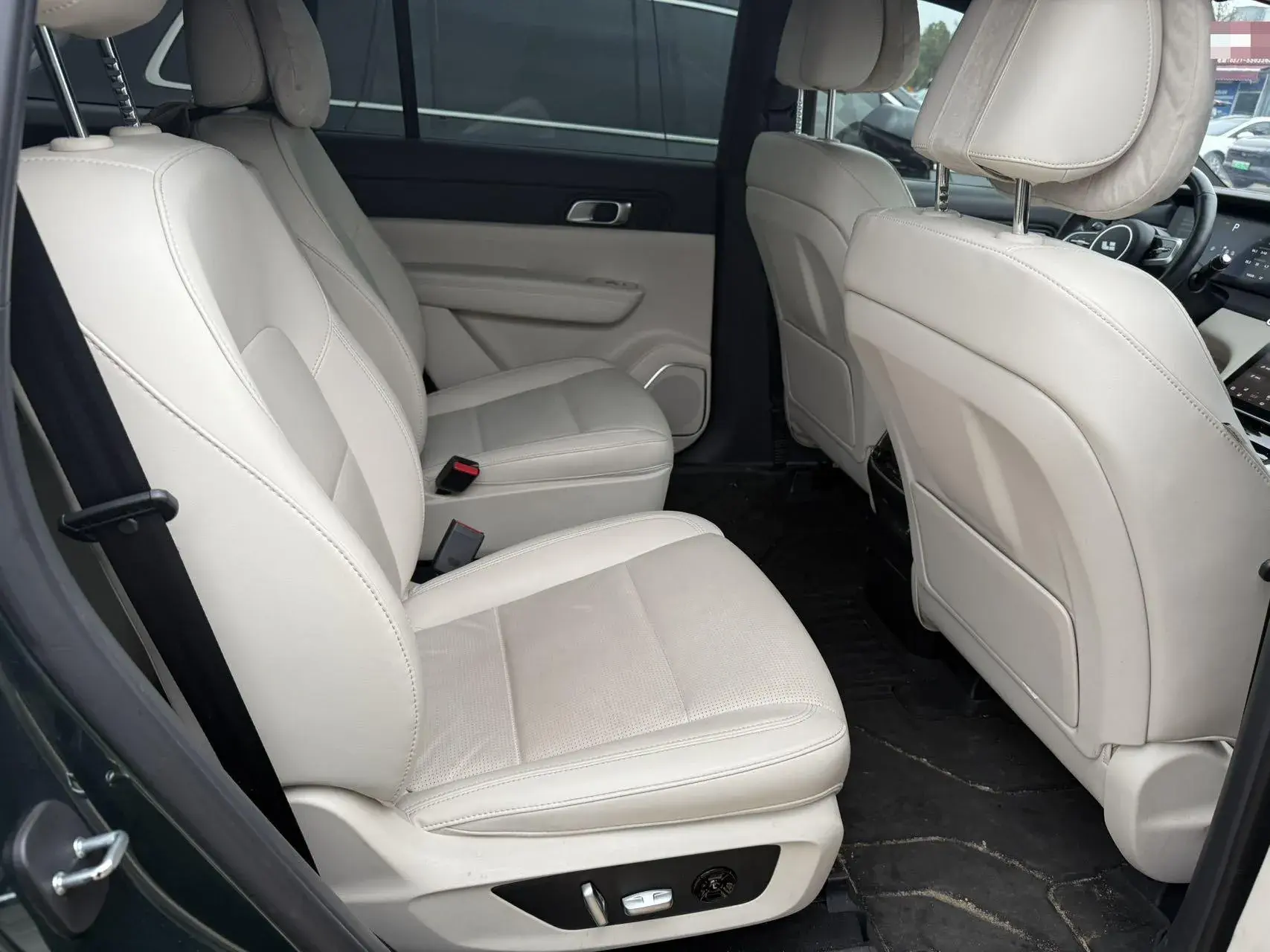 2021 LI ONE thumbnail 4