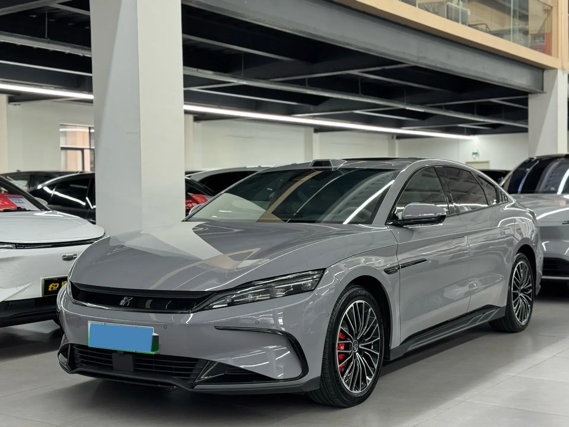 2025 BYD HANL view 1