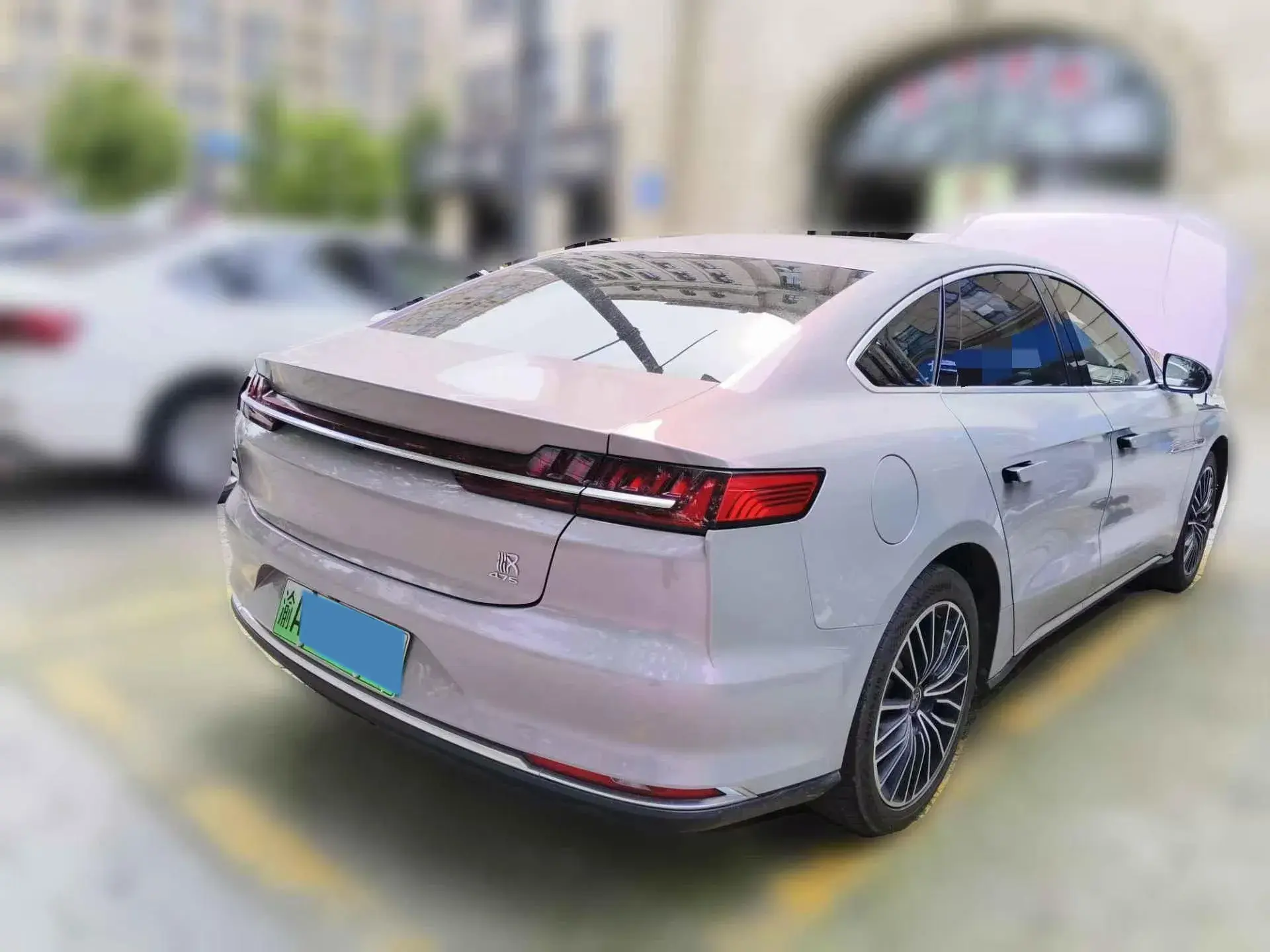 2020 BYD HAN thumbnail 2