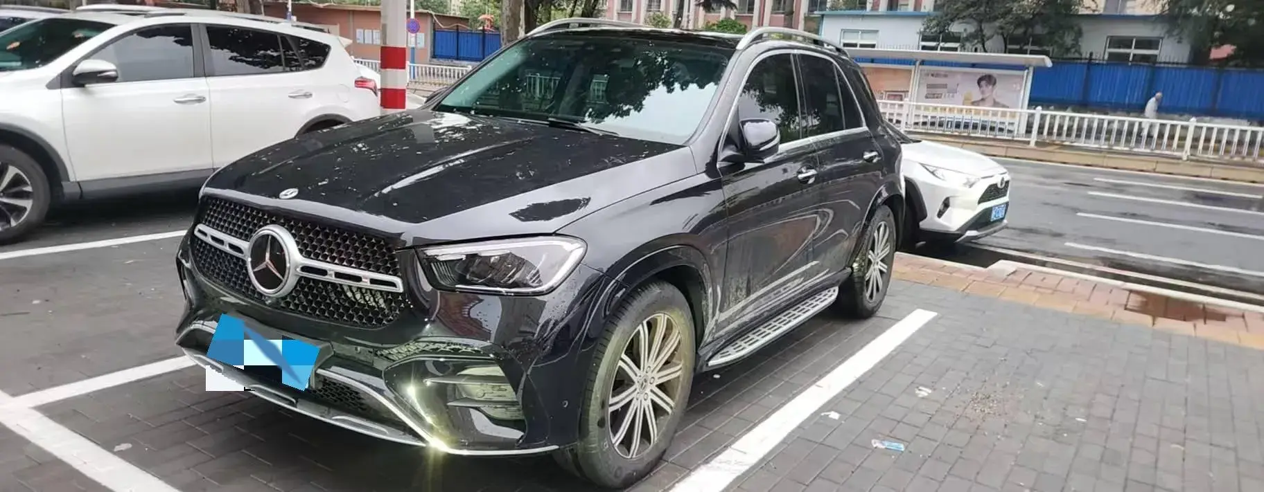 2024 MERCEDES-BENZ GLE view 1