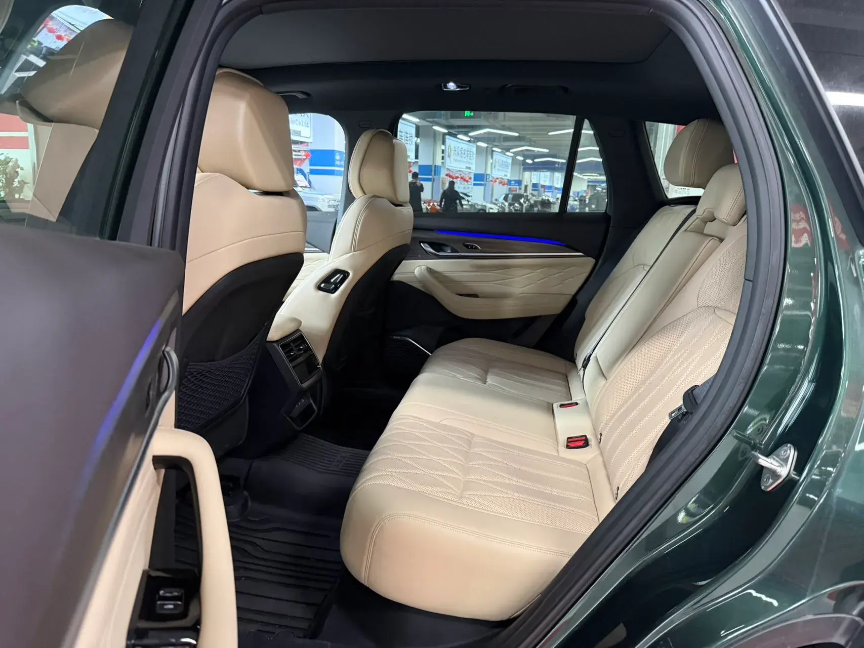 2025 GEELY MONJARO thumbnail 4