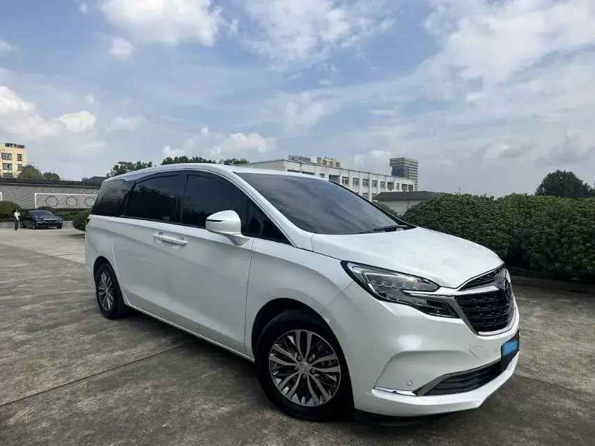 2022 BUICK GL8 thumbnail 3