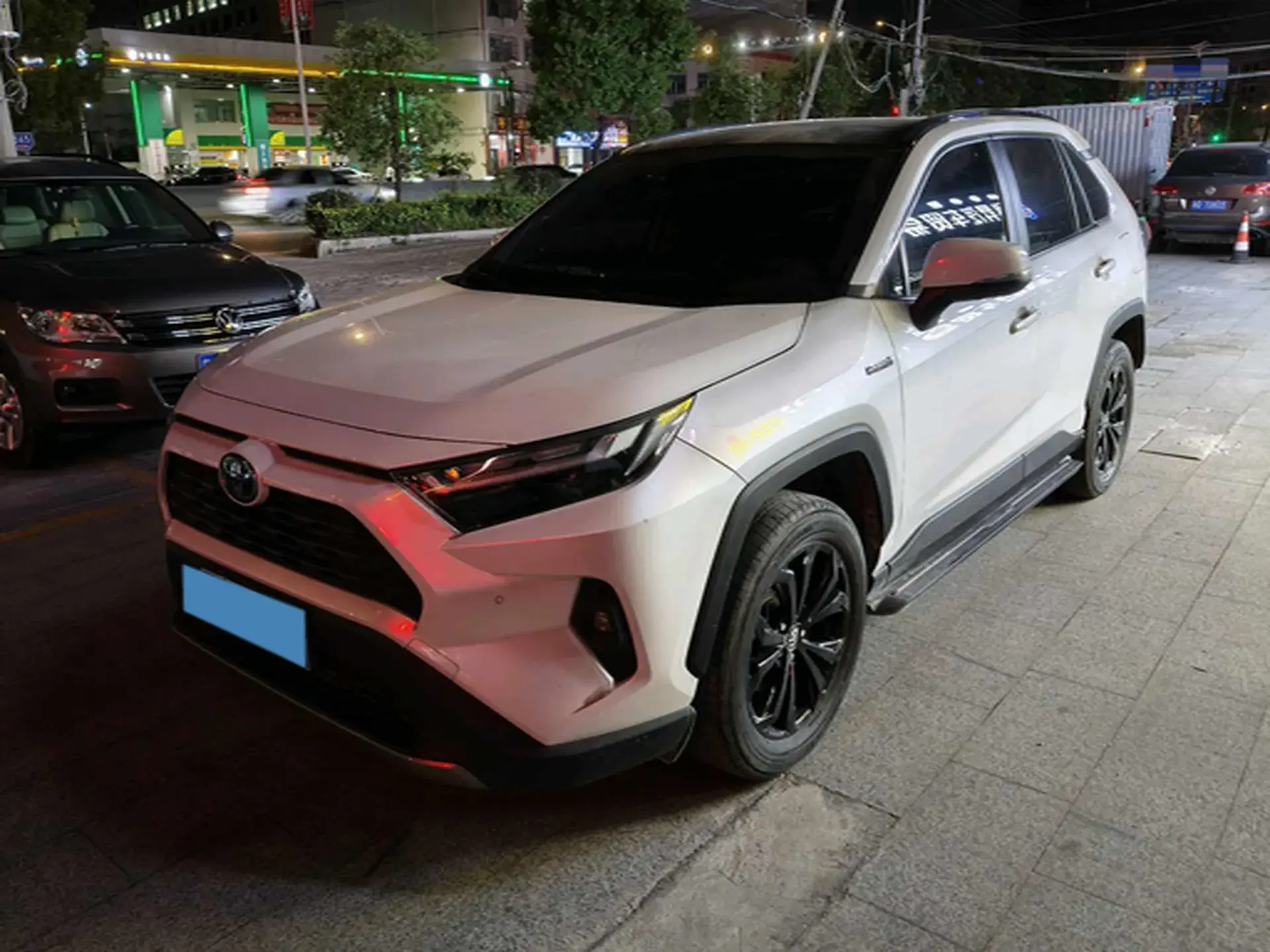 2023 TOYOTA RAV4 view 1