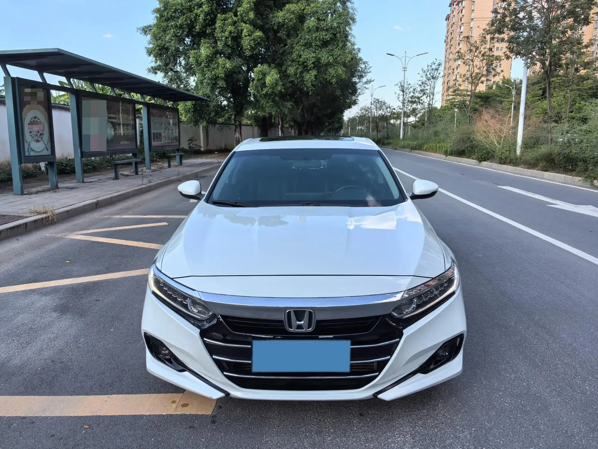 2022 HONDA ACCORD thumbnail 2