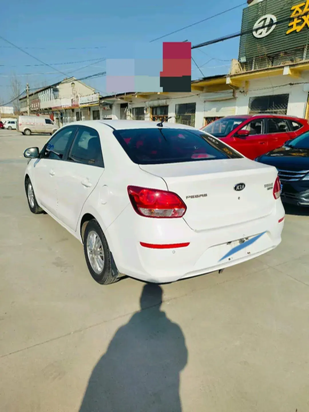 2017 KIA PEGAS thumbnail 4