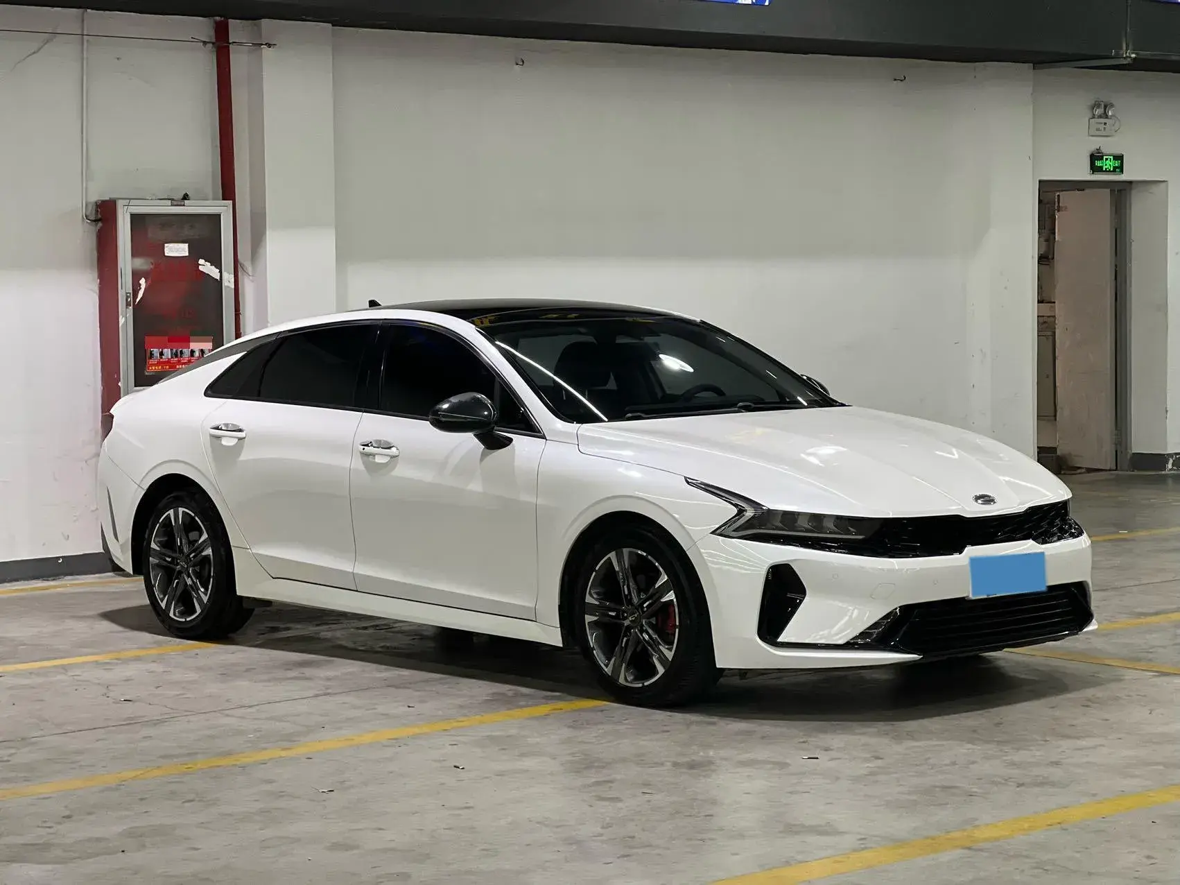 2020 KIA K5 thumbnail 3