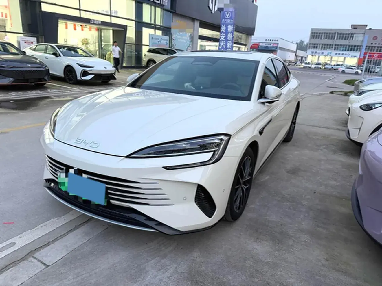 2025 BYD SEAL07 view 1